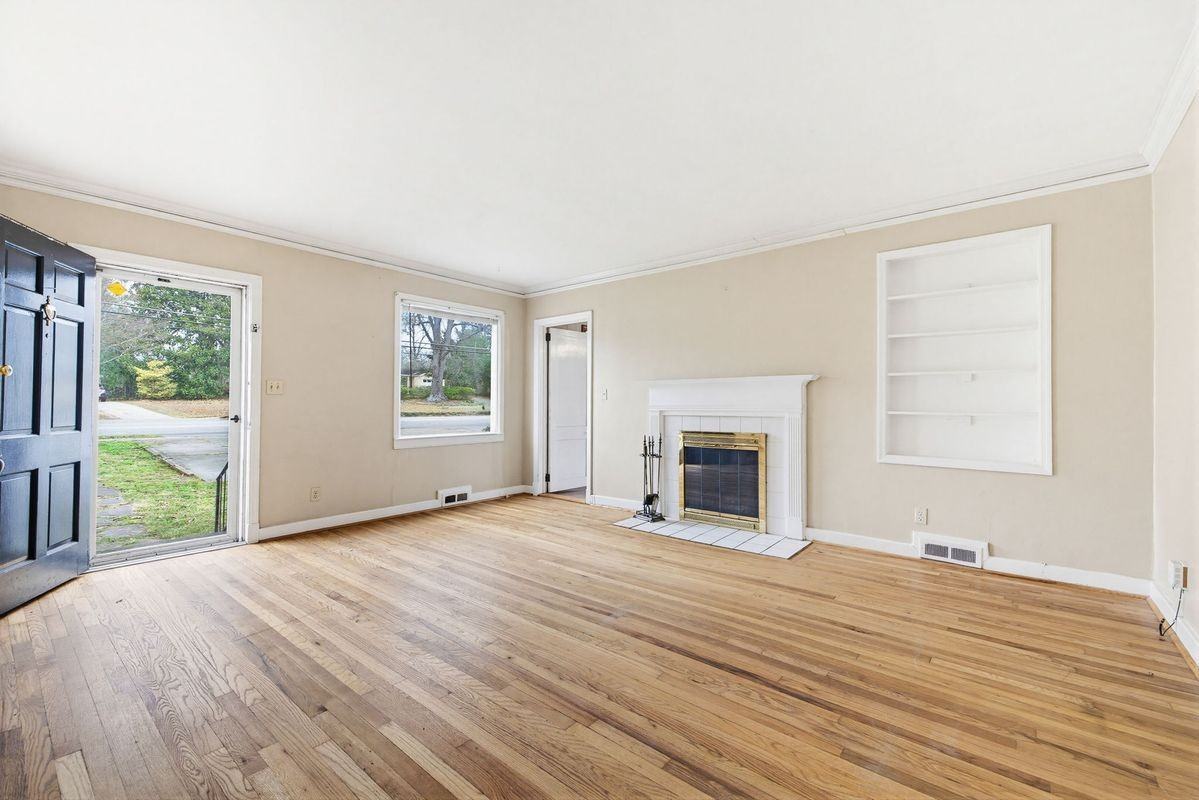 1911 N Decatur Rd Ne - Photo 3 of 15