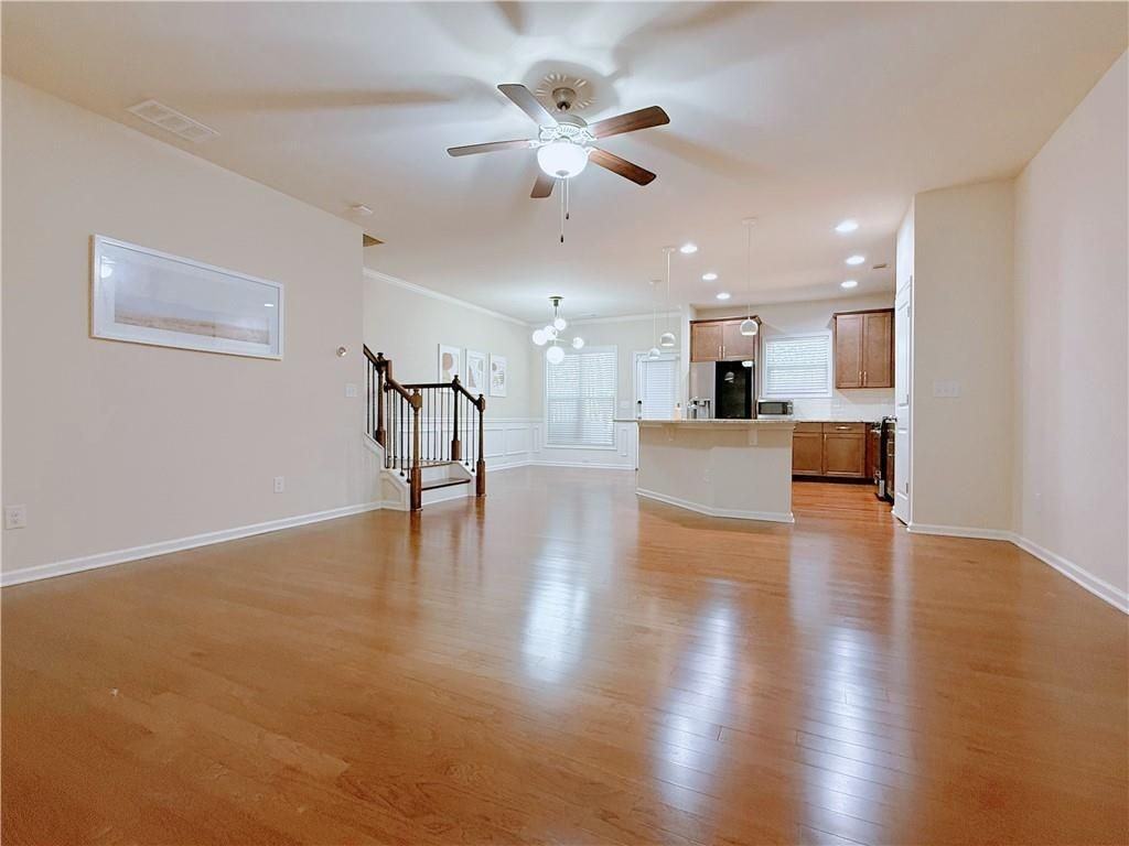 2443 Norwood Park Xing - Photo 4 of 21