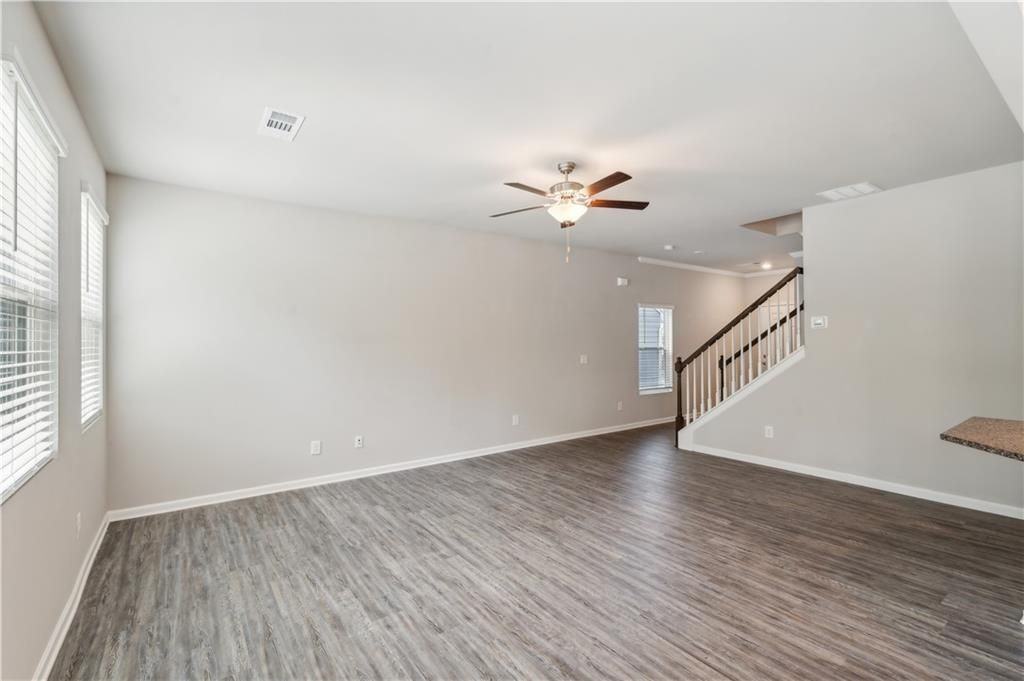 67 Pointe Pl - Photo 6 of 22