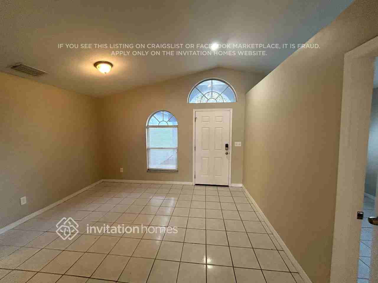 717 Sand Ridge Dr - Photo 3 of 13