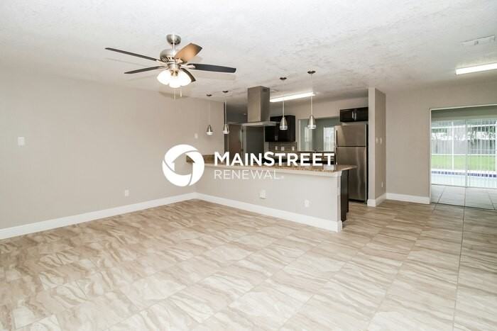 448 E Highland St - Photo 3 of 16