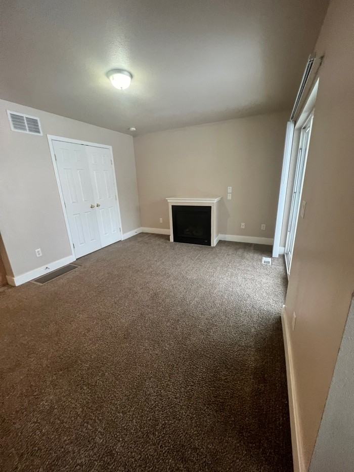 1266 E 2 1/2 St - Photo 6 of 15