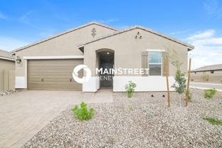 8615 S 69th Ln - Photo 1 of 1