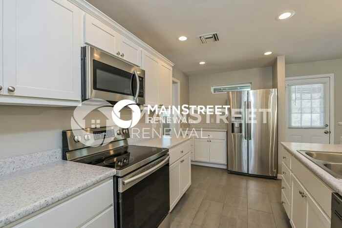 6131 E 25th St - Photo 5 of 16