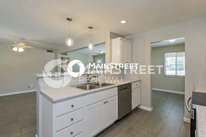 6131 E 25th St - Photo 6 of 16