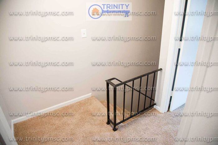 207 Dunwoody Ave #D11 - Photo 5 of 40