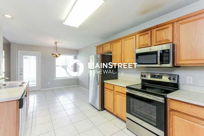 108 Lonesome Dove Ln - Photo 6 of 17