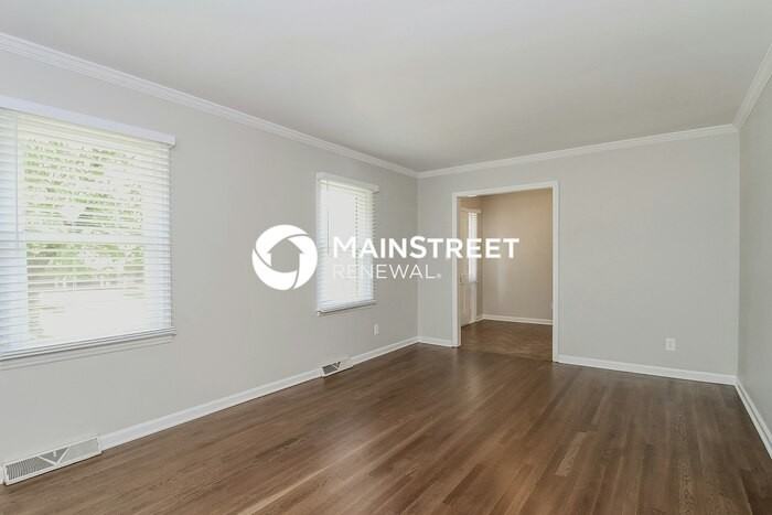 999 Nottingham Rd - Photo 3 of 18