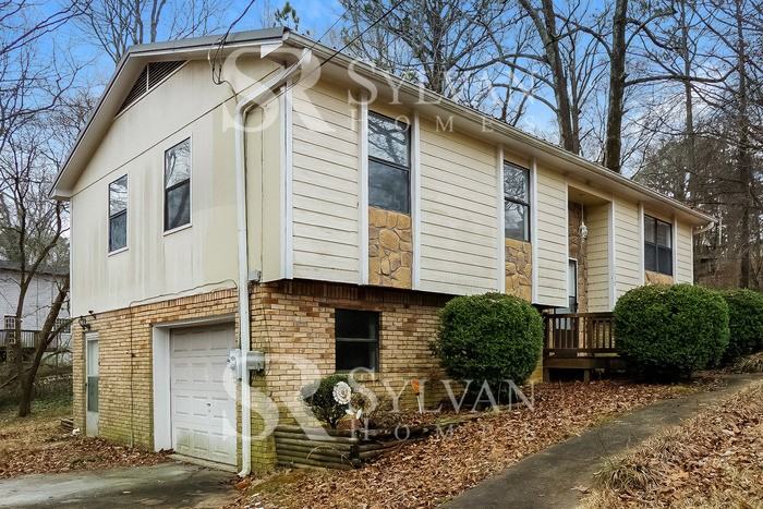 1135 Oak Shadow Cir Ne - Photo 3 of 16