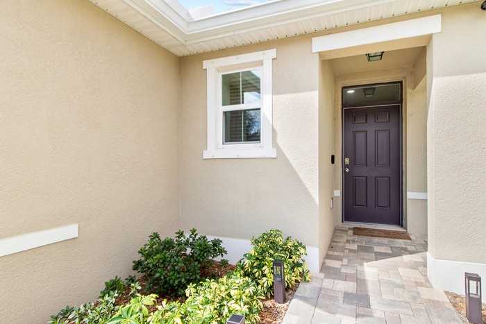 10911 Carlton Fields Dr - Photo 5 of 36