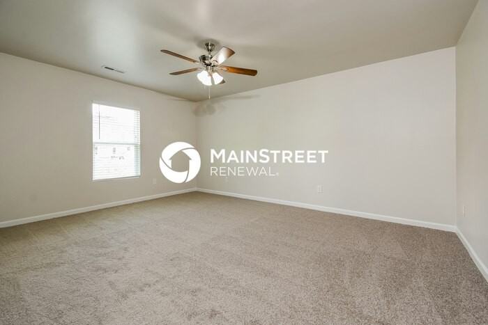 3905 Vershire Ave - Photo 5 of 18