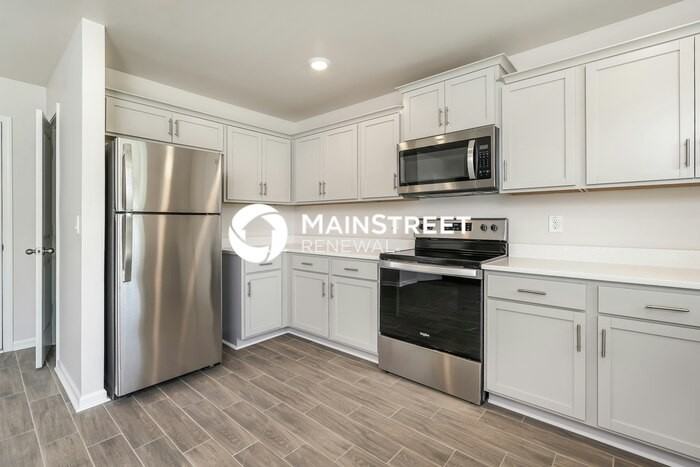 114 Ovada Ave - Photo 6 of 19