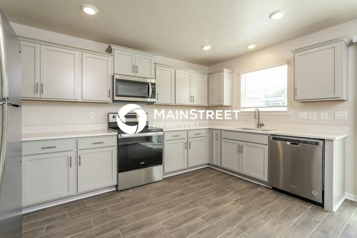 114 Ovada Ave - Photo 7 of 19