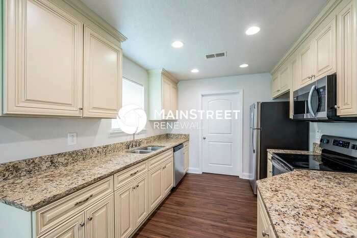 155 Earl Owens Dr - Photo 7 of 18