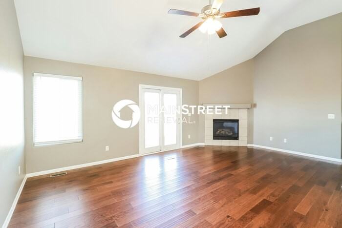 19306 Corbyn Ln - Photo 4 of 19