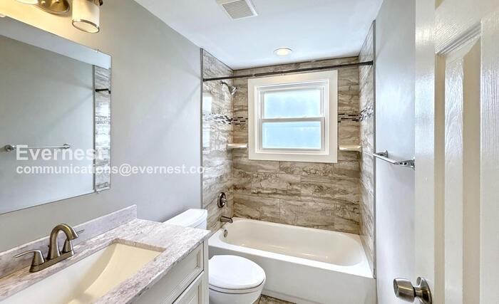 588 Catskill Dr - Photo 7 of 24