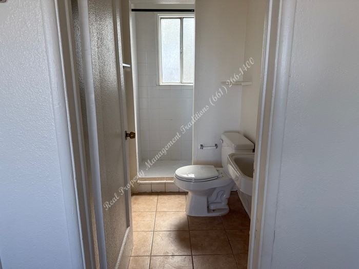 38717 6th St E #4 - Photo 4 of 6