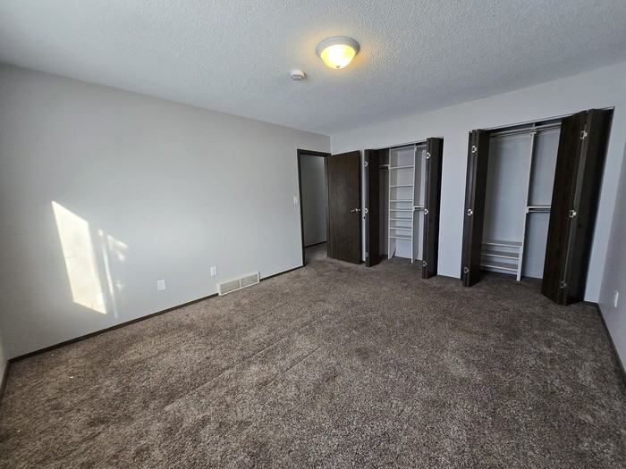 918 N 39th St - Photo 7 of 18