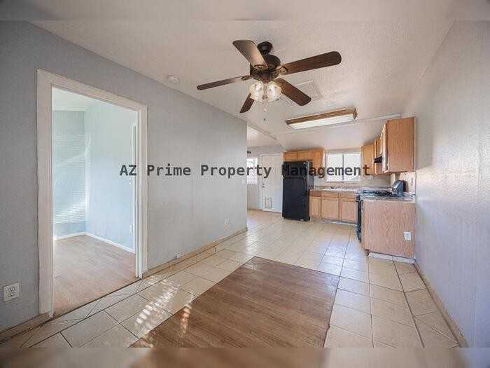 6016 W Vista Ave - Photo 4 of 21