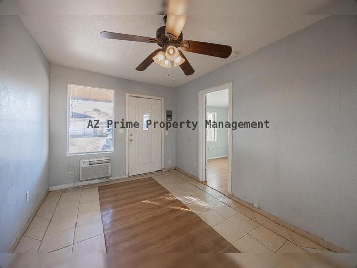 6016 W Vista Ave - Photo 5 of 21