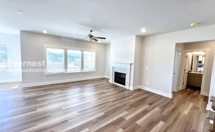 1435 Firelight Way - Photo 5 of 29