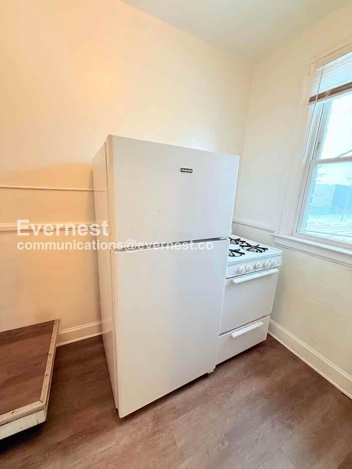 12003 Prairie St #8 - Photo 2 of 24