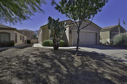 194 E Calle Puente Azul - Photo 2 of 34