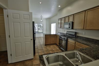 194 E Calle Puente Azul - Photo 7 of 34