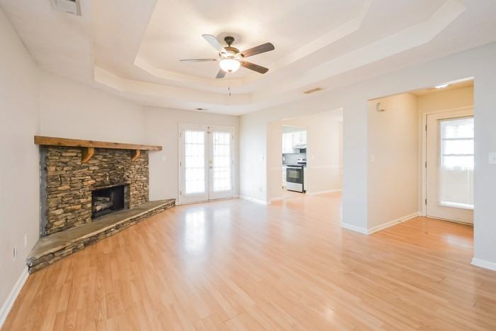 135 Branchwood Dr - Photo 4 of 16