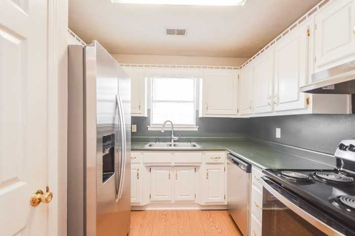 135 Branchwood Dr - Photo 7 of 16