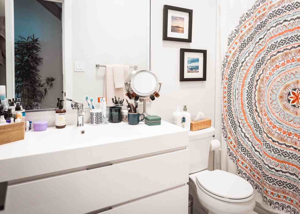 314 Whitmore Ave - Photo 5 of 7