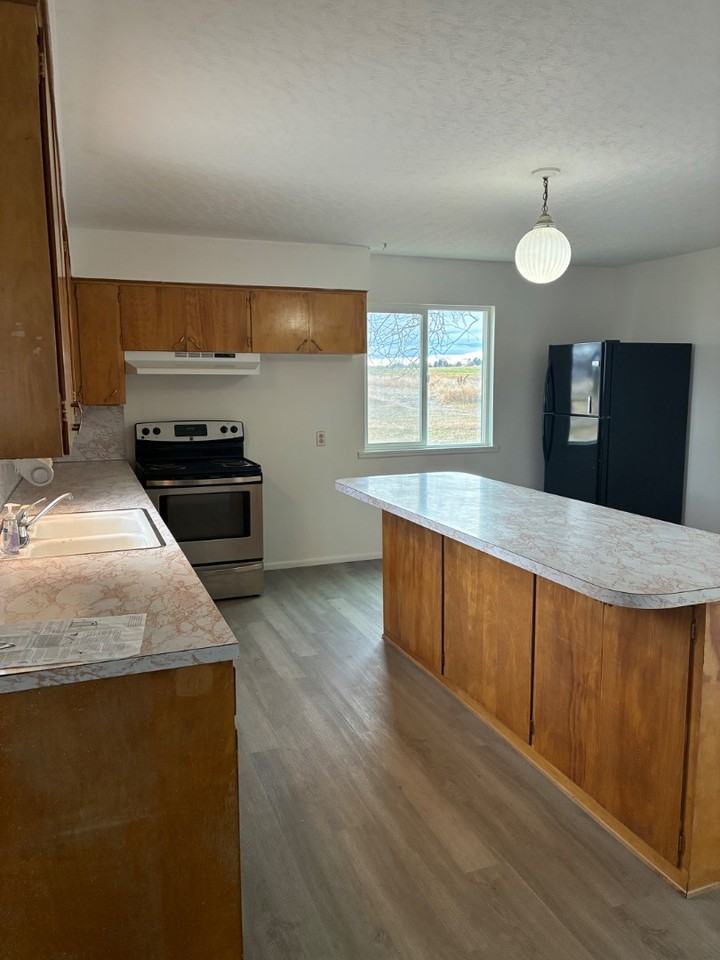 3296 N 3300 E - Photo 2 of 14