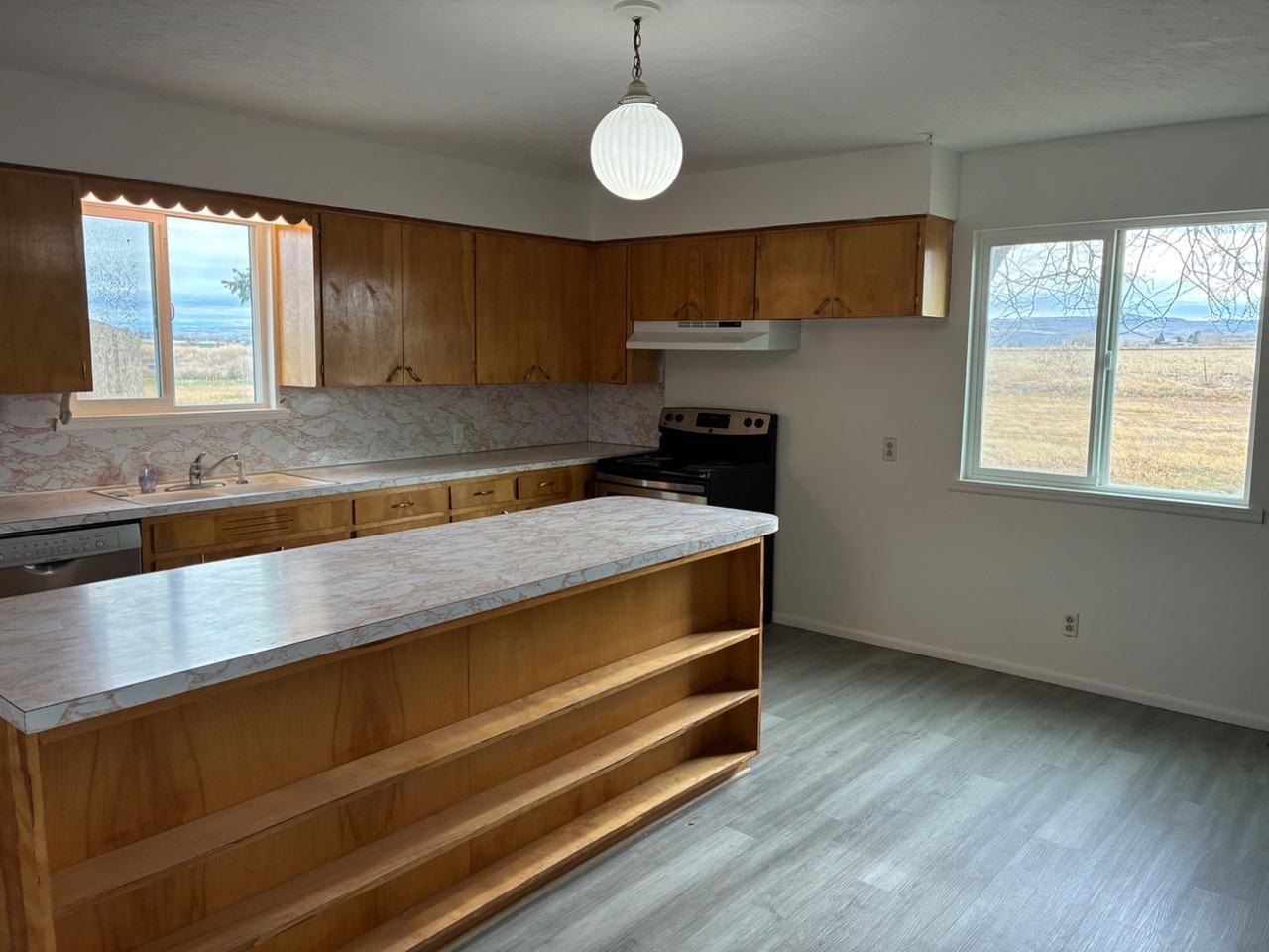 3296 N 3300 E - Photo 4 of 14