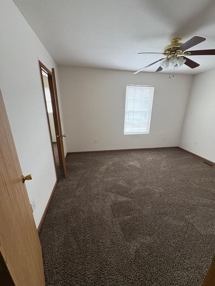 Aldergate Apartments By Yount Properties - Photo 3 of 7