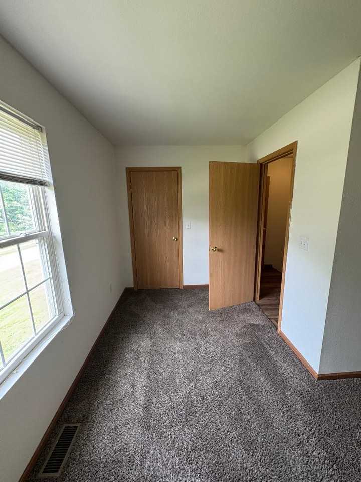 Aldergate Apartments By Yount Properties - Photo 6 of 7