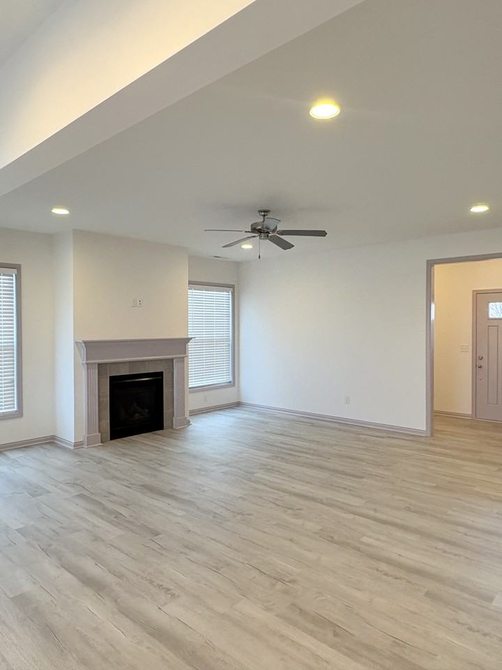 839 Sweet Bay Ave #NA - Photo 2 of 26