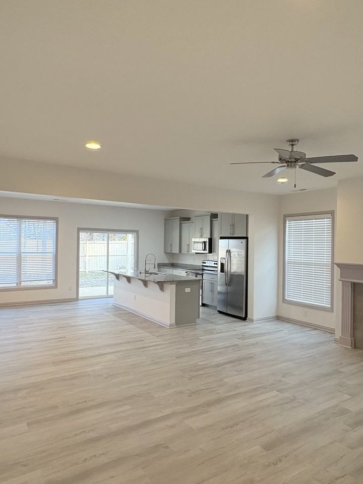 839 Sweet Bay Ave #NA - Photo 4 of 26