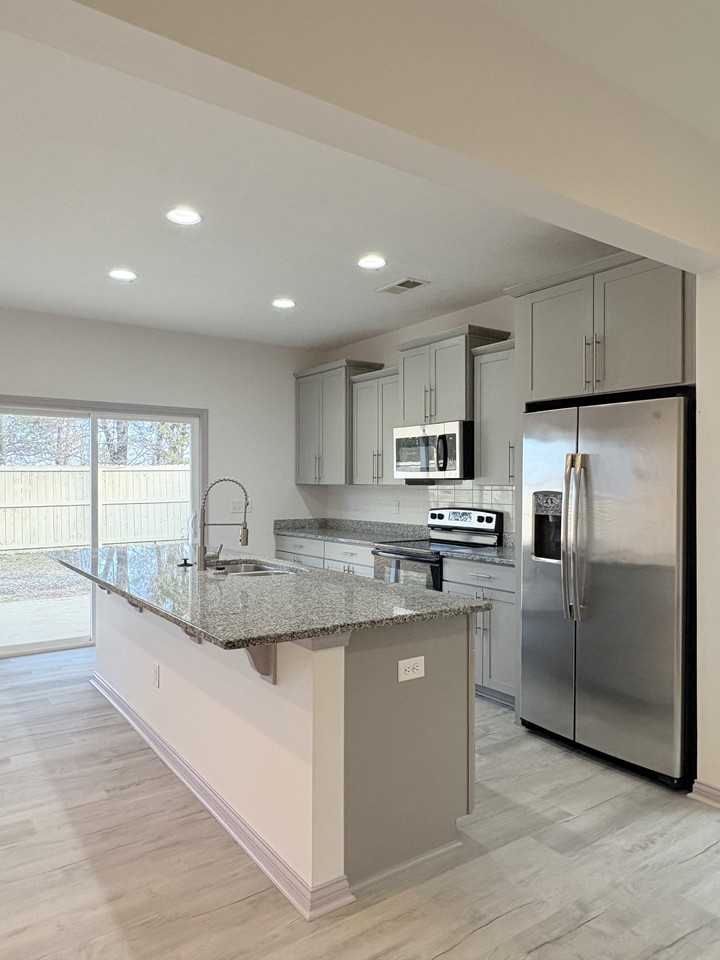 839 Sweet Bay Ave #NA - Photo 5 of 26