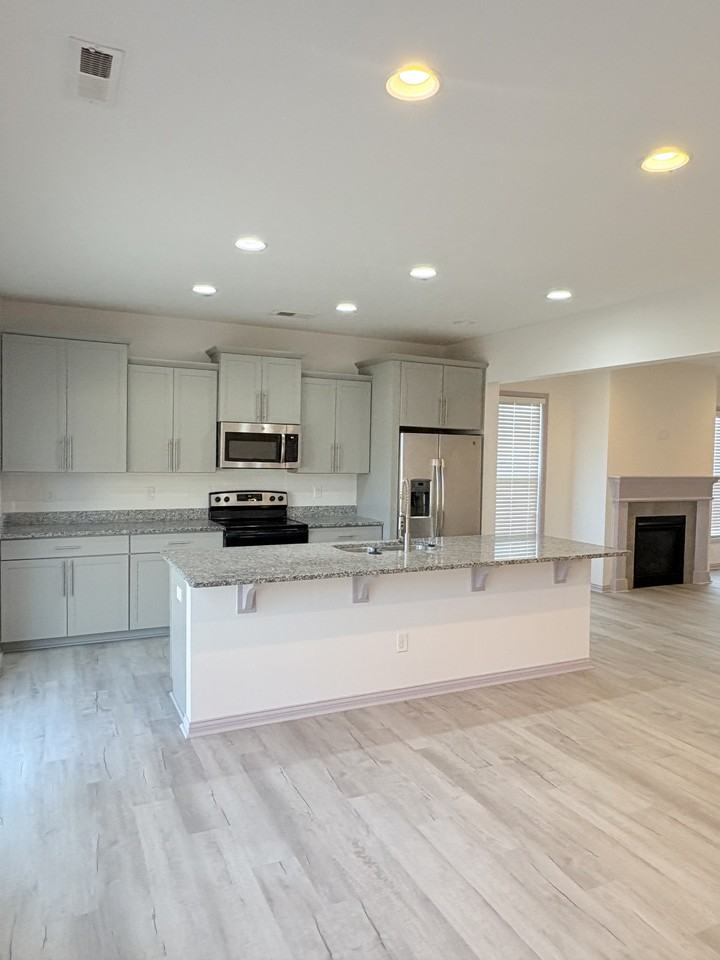 839 Sweet Bay Ave #NA - Photo 7 of 26