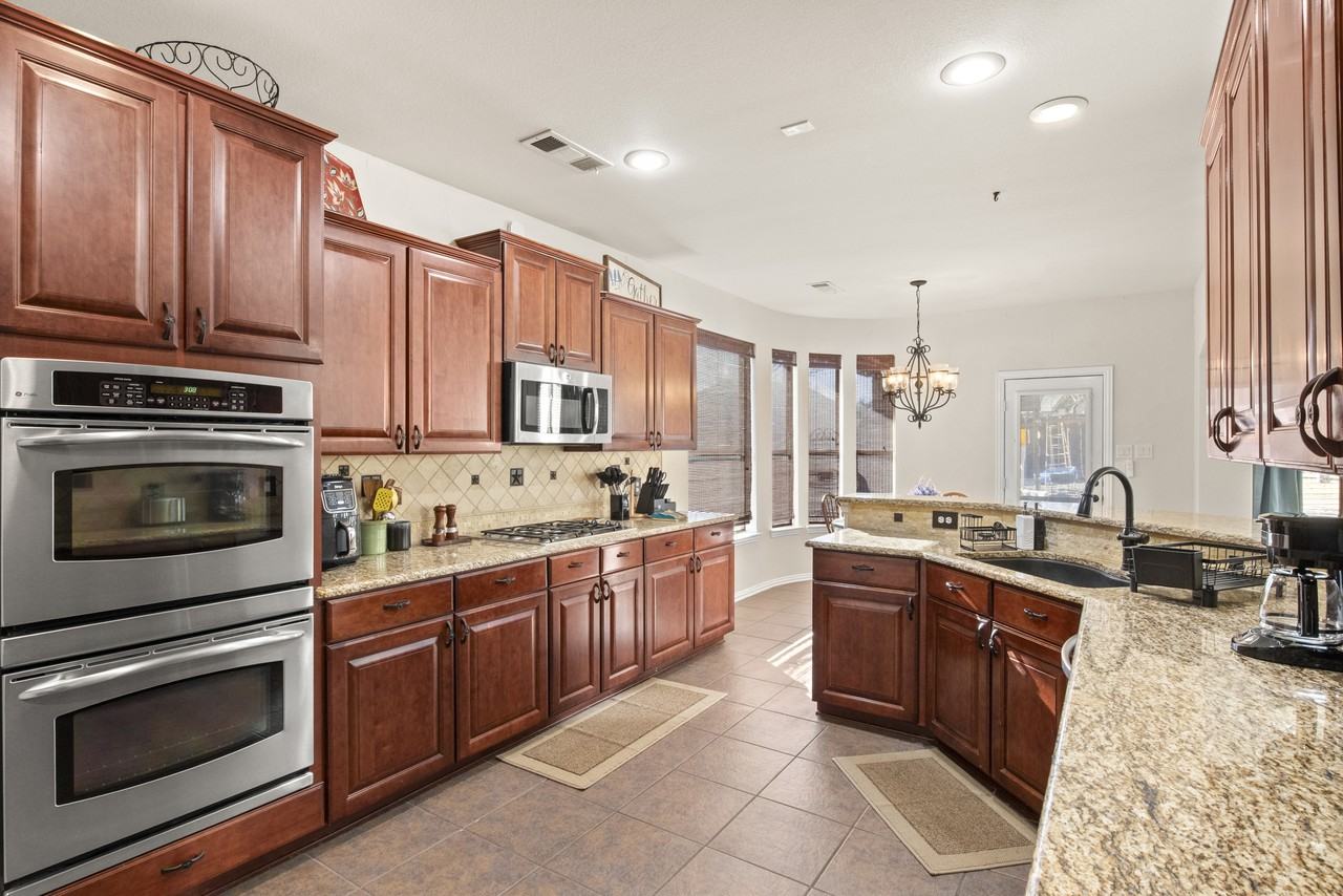 201 Barkley Dr #NA - Photo 3 of 50