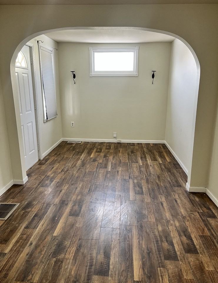 412 S 73rd St #NA - Photo 2 of 19