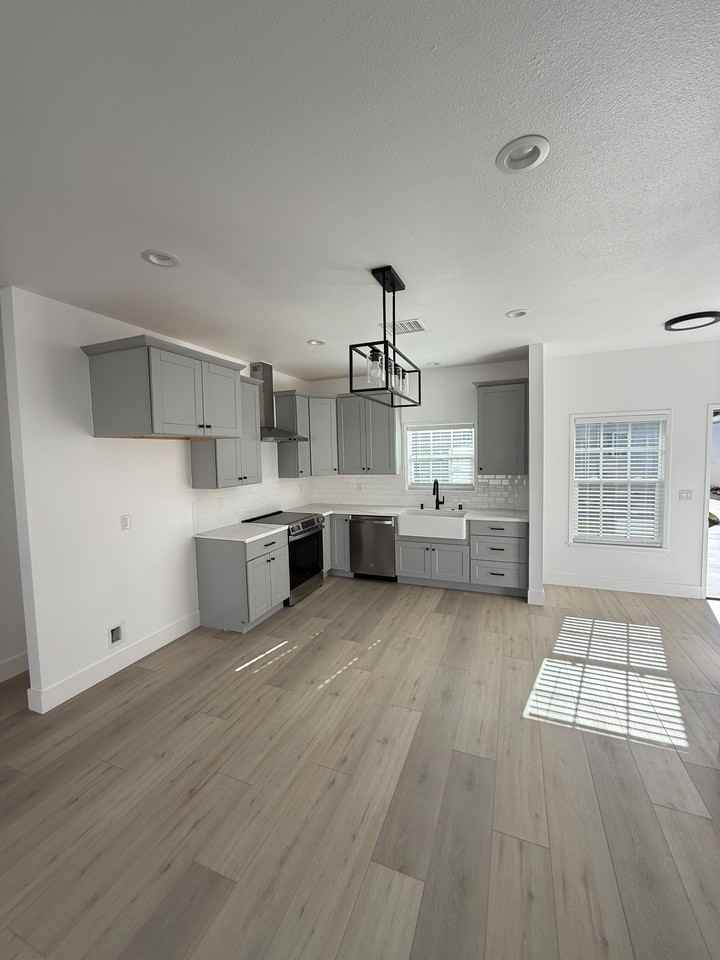 11483 Delano St #NA - Photo 2 of 11