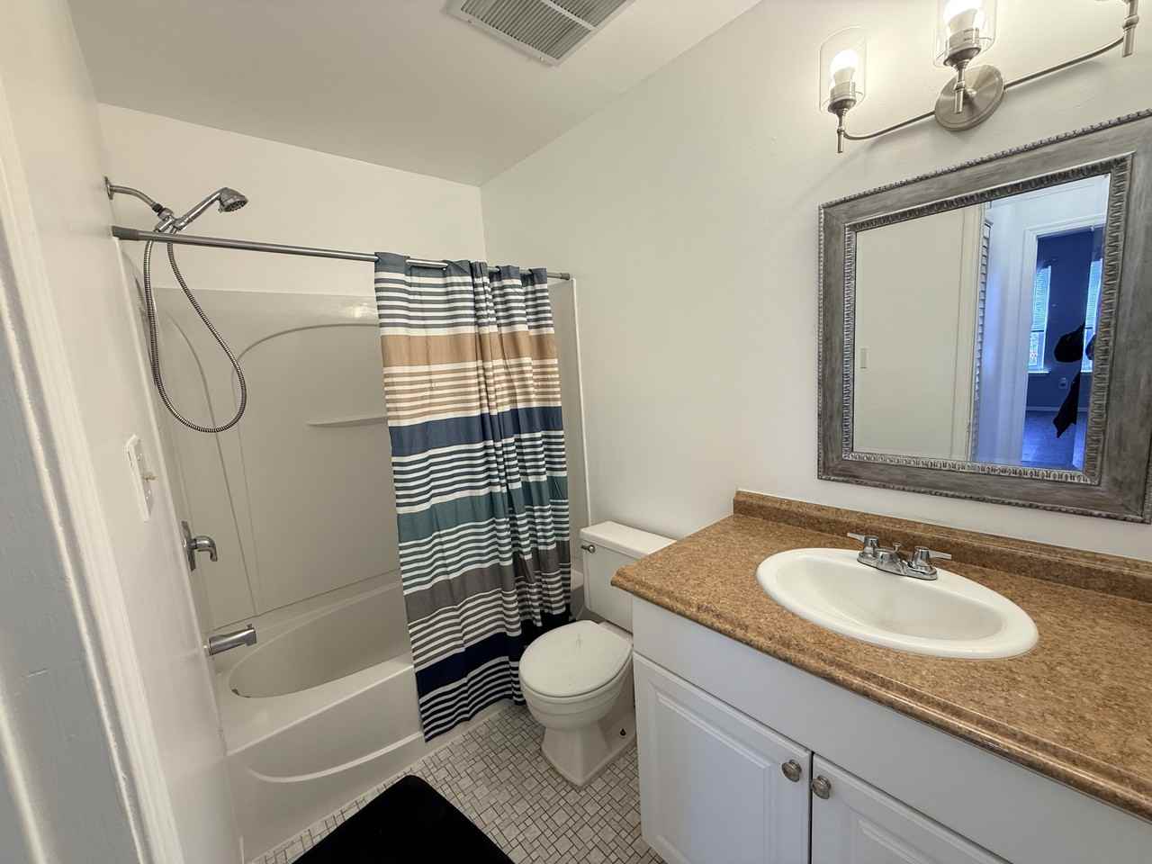 3034 Ivy Bush Ct #3034 - Photo 4 of 9