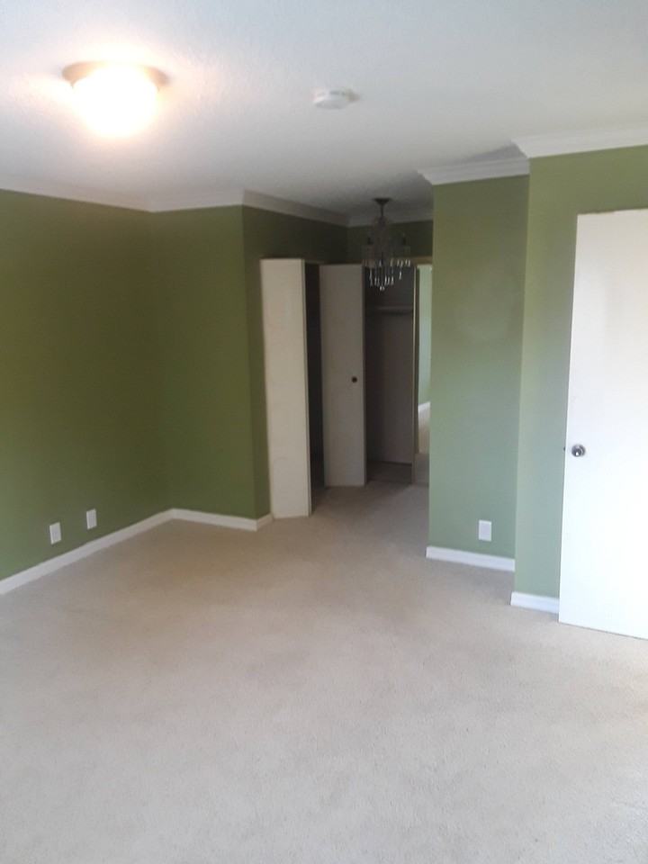 2650 Bloomfield Ct #NA - Photo 3 of 17