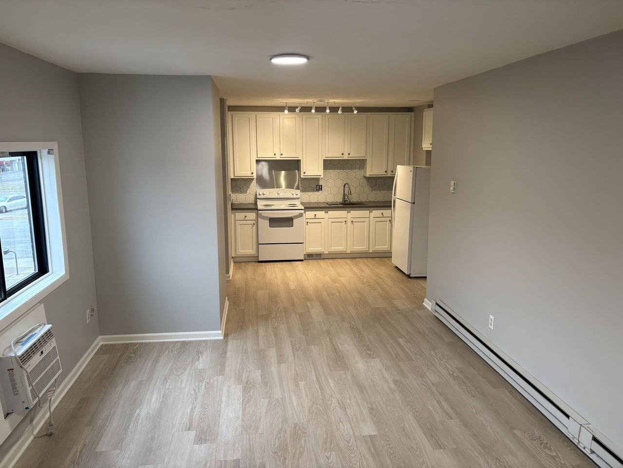 111 E 10th St #3-2ndFL - Photo 2 of 7