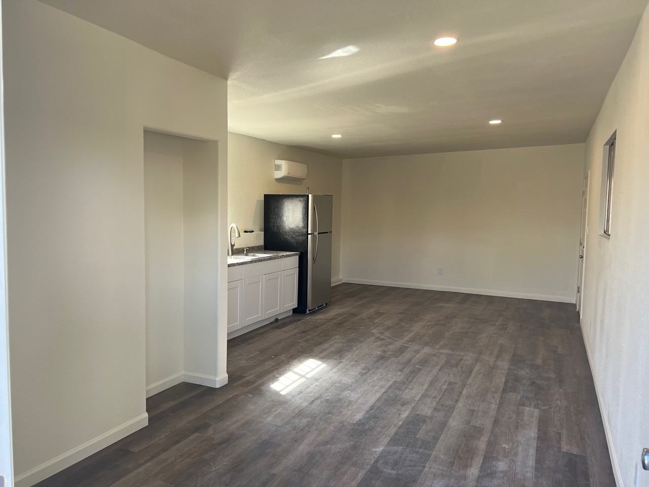 2551 N Winstel Blvd #3 - Photo 2 of 9