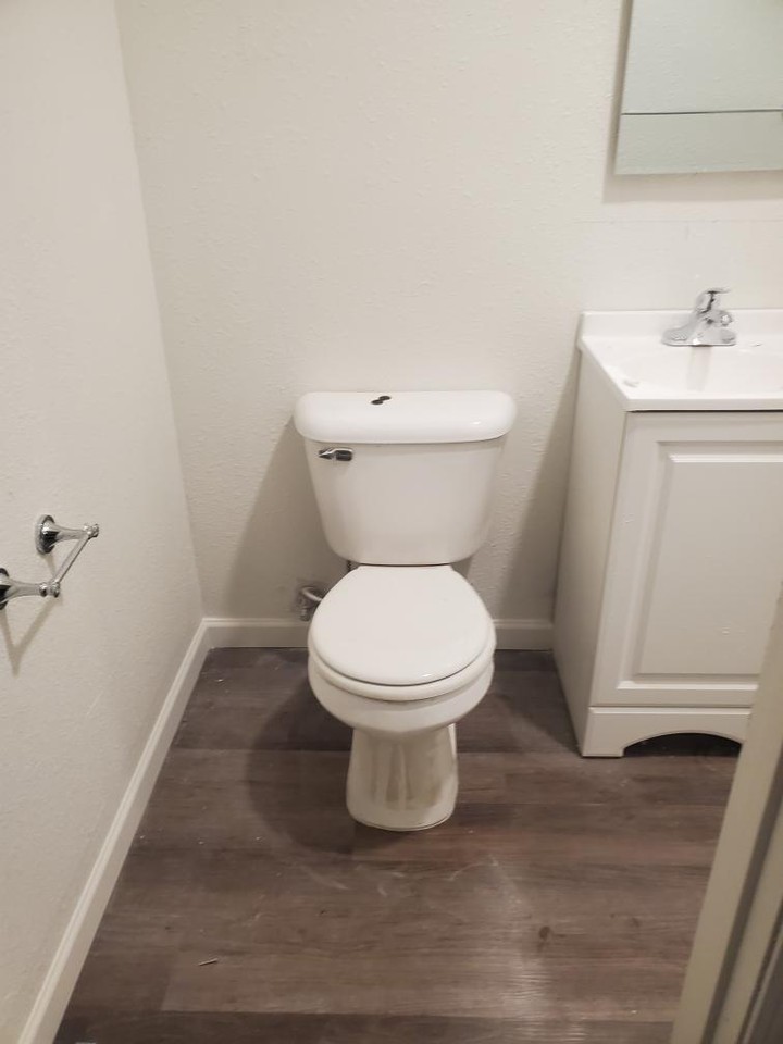 2551 N Winstel Blvd #3 - Photo 4 of 9