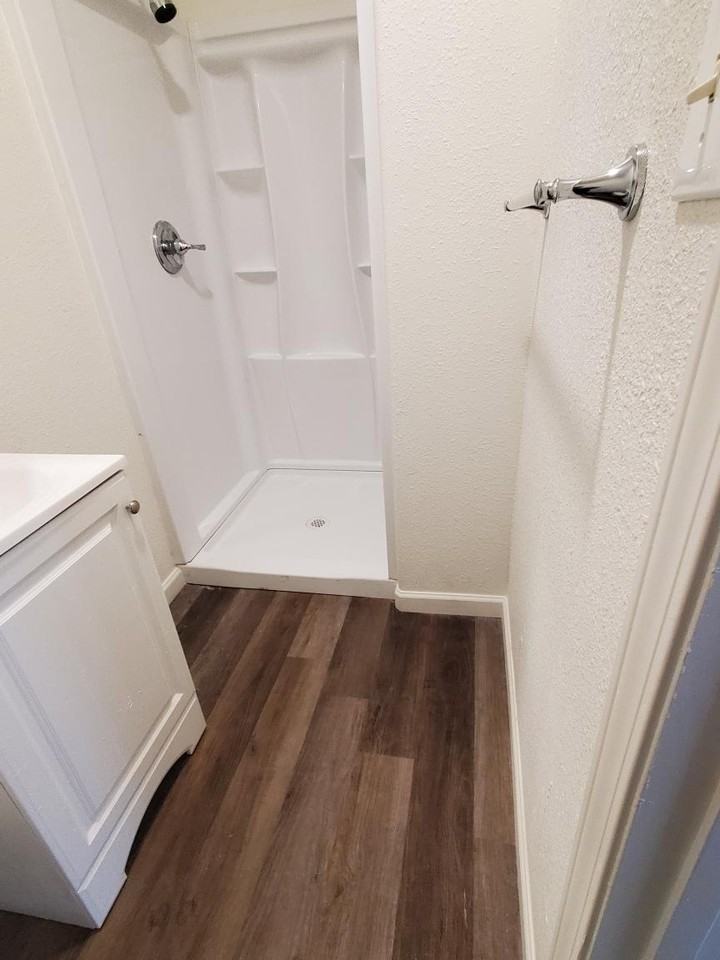 2551 N Winstel Blvd #3 - Photo 6 of 9