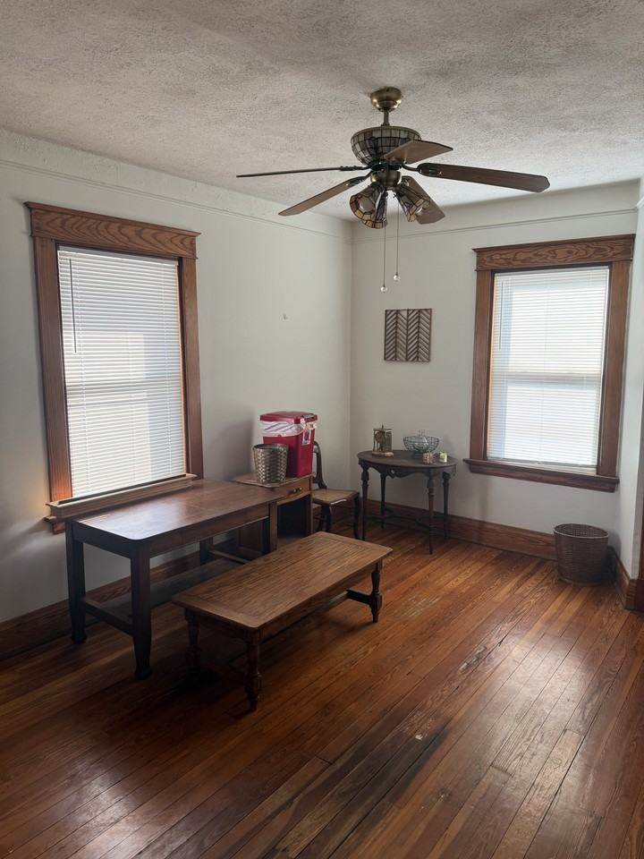 2815 Minot Ave #2 - Photo 3 of 10