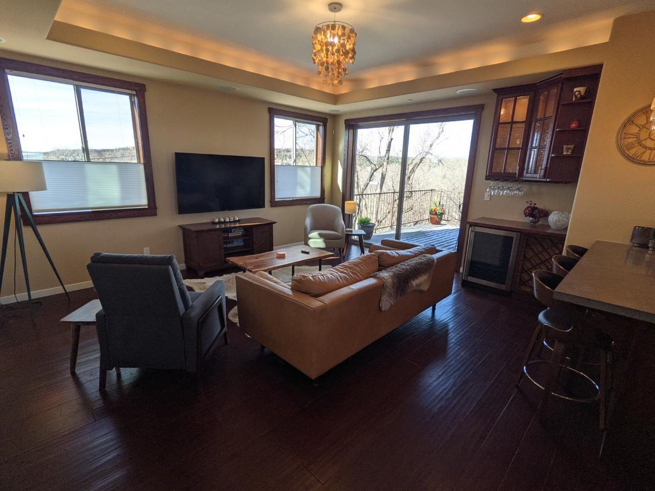 538 S Fountaine St - Photo 6 of 20